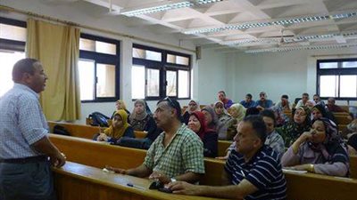 «علوم بورسعيد» تستقبل موجهي ومعلمي التربية والتعليم