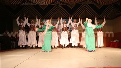 غزل المحلة للفنون الشعبية يبهج جمهور معرض فيصل للكتاب