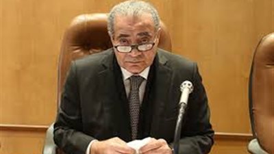 إضافة اللبن والعسل والزبدة والخضراوات المجمدة للسلع التموينية