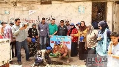 بالصور.. سكرتير عام أسيوط يتفقد أعمال مبادرة «بإيدينا نطورها»