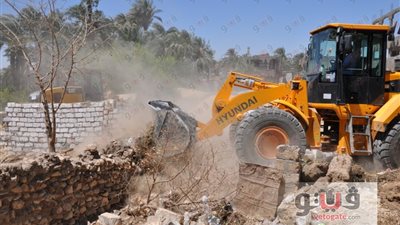 أسيوط تزيل 833 تعديا وتسترد 9300 فدان و78 ألف متر من أملاك الدولة