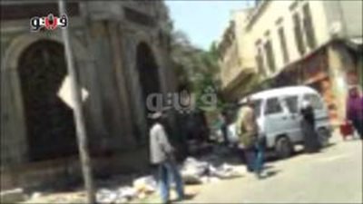 بالفيديو.. الإهمال يحاصر سبيل أم عباس.. انتشار مواقف الميكروباصات وتلال القمامة في محيط المبنى الأثرى.. اللصوص نهبوا 