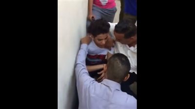 بالفيديو.. طفل يحاول الانتحار بمحطة مترو حدائق المعادي