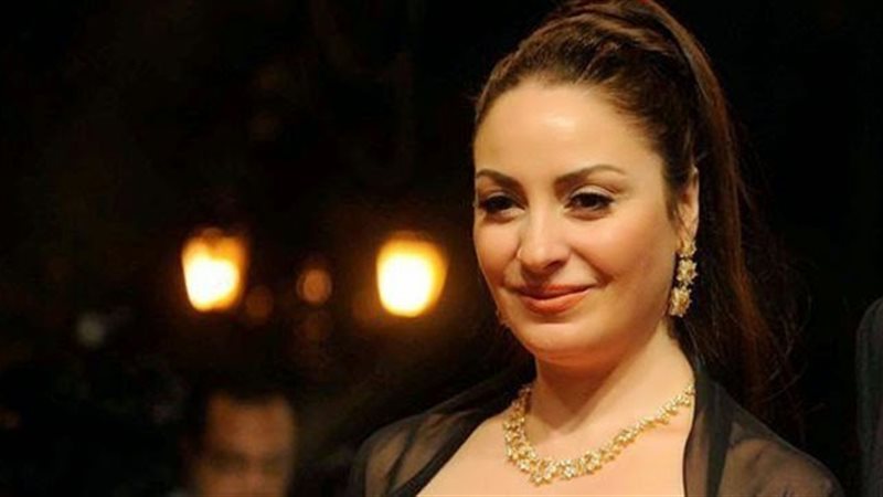 الفنانة نيرمين الفقي