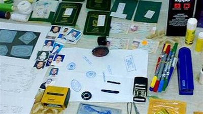 القبض على موظفي بريد لتزويرهما توقيعات العملاء بالقاهرة والمنوفية