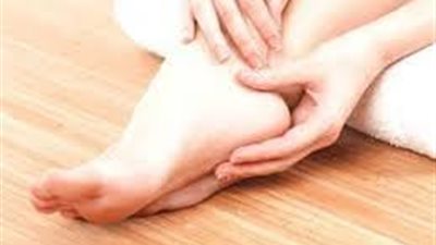 وصفة طبيعية تخلصك من تشققات الكعبين خلال أسبوع