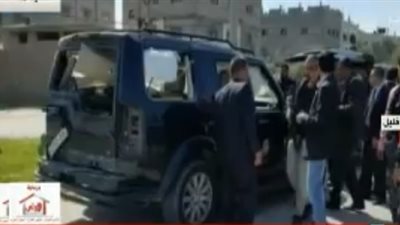 لقطات من موقع إلقاء عبوة ناسفة على موكب رئيس وزراء فلسطين (فيديو)