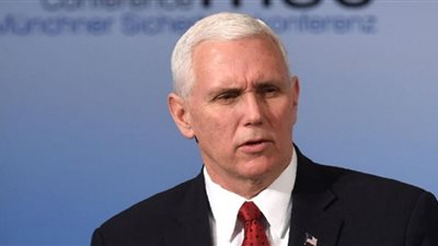 وفد أمريكي رفيع المستوى يصل القاهرة للإعداد لزيارة مايك بينس