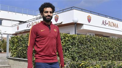 بالصور.. صلاح يشارك في تدريبات روما استعدادا للقاء ليون