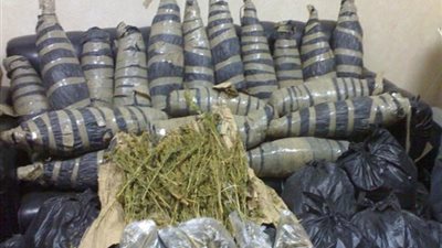 ​ضبط 350 كيلو بانجو داخل سيارة نقل بمنفذ الشاحنات ببورسعيد