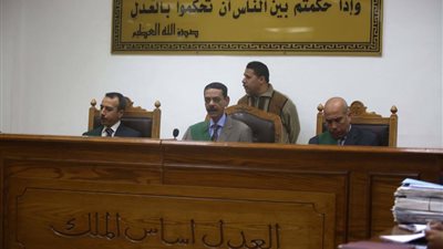 تأجيل محاكمة بديع وآخرين في أحداث قسم العرب لـ١٤أبريل(صور)