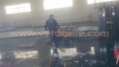 بالصور.. السيطرة على حريق بمصنع «مرايا» في جمصة