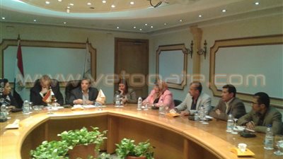 بالصور.. وزير البيئة يلتقي محافظ الجيزة ونواب إمبابة