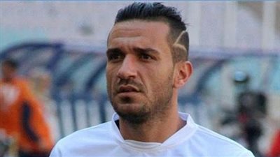 الأهلي يمنح علي معلول إجازة للسفر إلى تونس