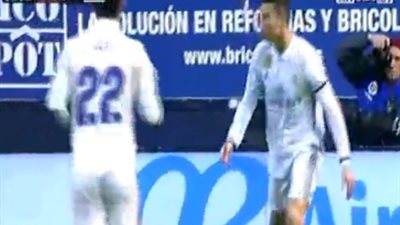 بالفيديو.. رونالدو يتقدم بالهدف الأول لريال مدريد في أوساسونا