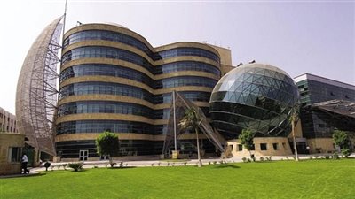 والد طفلة يستغيث بمستشفى 75375: «أنقذوا بنتي بتضيع مني» (فيديو)