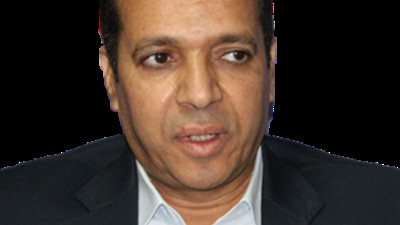 نجل الشيخ عبد الباسط عبد الصمد: نعم أعيش في «جلباب وعباءة والدي»