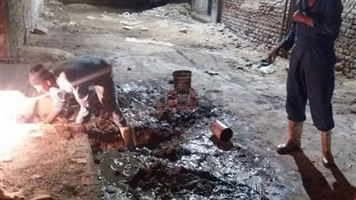 إنارة طريق «مصر - أسوان» بمدينة دشنا (صور)