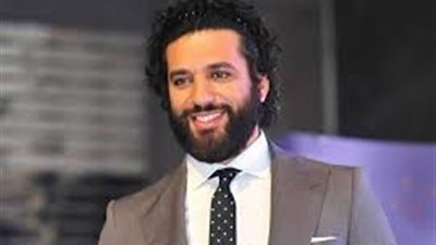 حسن الرداد عن فترة المراهقة: «كنت ذئبا بشريا في رأس البر»