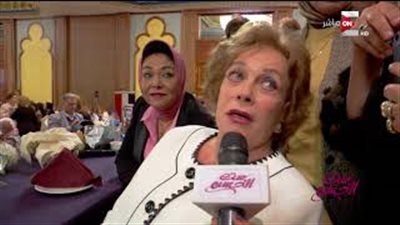 جيهان السادات: «هننزل وننتخب السيسي المخلص» (فيديو)