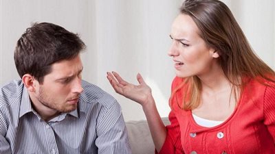 للنساء..4 عبارات لا تجعلي زوجك يسمعها منك في عيد الحب