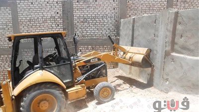 بالصور.. إزالة تعديات على 283 فدانا بسوهاج