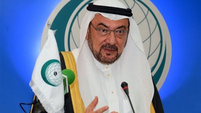 6 كتاب سعوديين يهاجمون مصر والسيسي.. إياد مدني يسخر من ثلاجة السيسي.. خاشقجي يدافع عن الإخوان.. آل شيخ ينتقد الأزهر بعد جروزني.. الشعلان يعاير المصريين بالرز