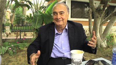 نادي سموحة ينعى سمير زاهر