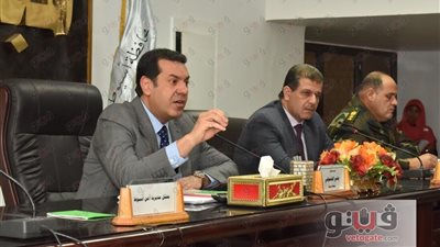 أسيوط تخصص أراضي لإنشاء محطات صرف صحي وقصر ثقافة