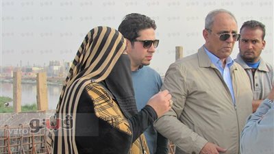 بالصور.. رئيس جهاز تعمير سيناء يتفقد كوبري عزمي ببورسعيد