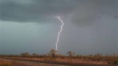 صاعقة رعدية تقتل طفلة بالمدينة المنورة