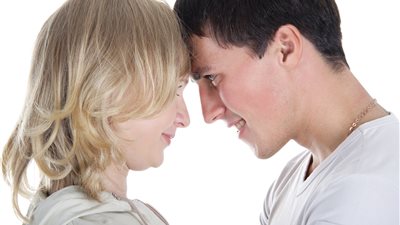 للرجل.. 6 طرق تجعل زوجتك أسعد امرأة في الفالنتين