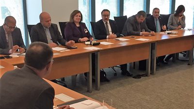 وزير الاتصالات يبحث إنشاء مركز لمتابعة المشروعات القومية