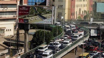 كثافات مرورية أعلى كوبري 6 أكتوبر ونفق الأزهر
