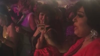 بالفيديو.. وصلة رقص لفيفي عبده وإلهام شاهين بحفل زفاف ابنة إيناس الدغيدي