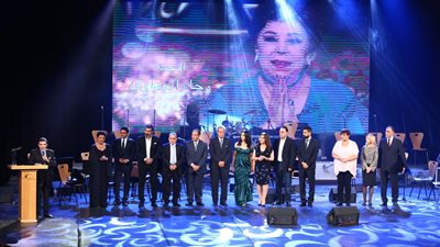 بالصور.. تفاصيل مهرجان الإسكندرية الدولي للأغنية.. مدحت صالح يشارك الحضور بأغانيه.. رجاء الجداوي: أطالب بعودة زمن الفن الجميل.. سمير صبري: الجمهور صاحب التقييم.. والمنظمون: عروس المتوسط مدينة الفن