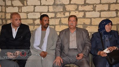 محافظ الإسماعيلية يزور أسرة ضحيتي البرق نيابة عن الرئيس