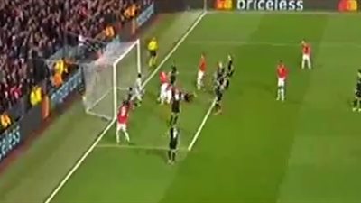 لوكاكو يحرز الهدف الأول لمان يونايتد في إشبيلية