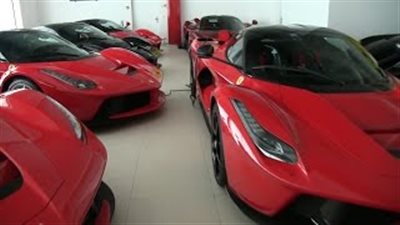 بالفيديو.. تجمع لـ10 سيارات «فيراري لافيراري» في سويسرا