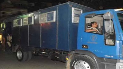 تعطل سيارة ترحيل مساجين على طريق «أبوحماد - الزقازيق»