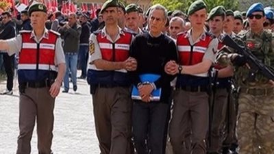 أوامر باعتقال العشرات من هيئتي الاتصالات والسوق المالية التركية