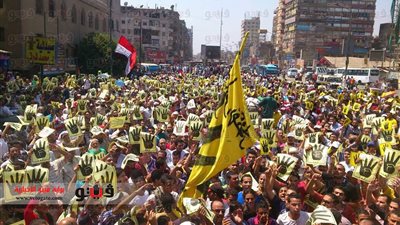 مسيرة إخوانية تجوب 