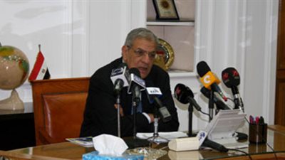 محلب يكلف المحافظين بوضع خطط استثمارية متكاملة لأراضي الدولة