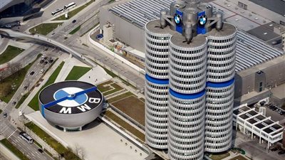 Bmw تستعد للاحتفال بمرور 40 عاما على إطلاق السيارات السيدان