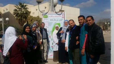 «طب حلوان»: فحص١٠٠ حالة يوميا بحملة فيروس C في مدينة بدر (صور)