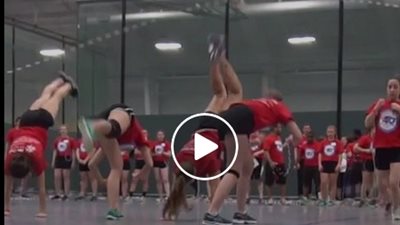 مهارات مراهقين في القفز بالحبال تجذب آلاف المشاهدات (فيديو)