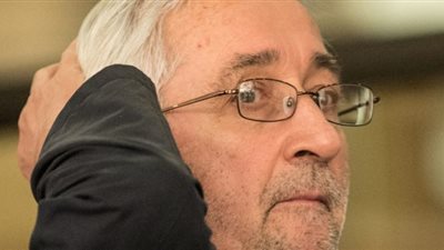 بالفيديو.. إجبار فتاة عمرها 14 عاما على الزواج من رجل يكبرها بـ20 سنة