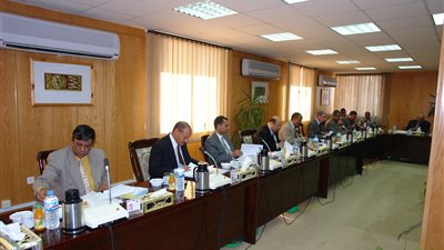 «جنوب الوادى» تناقش علاج إصابات المخ