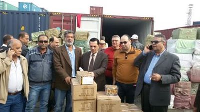 إحباط تهريب 38773 فانوسا و9000 قلم ليزر في بورسعيد