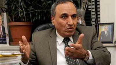 سلامة يلتقى مدبولى لحل مشكلات الإسكان بالنقابة وتوفير شقق للصحفيين